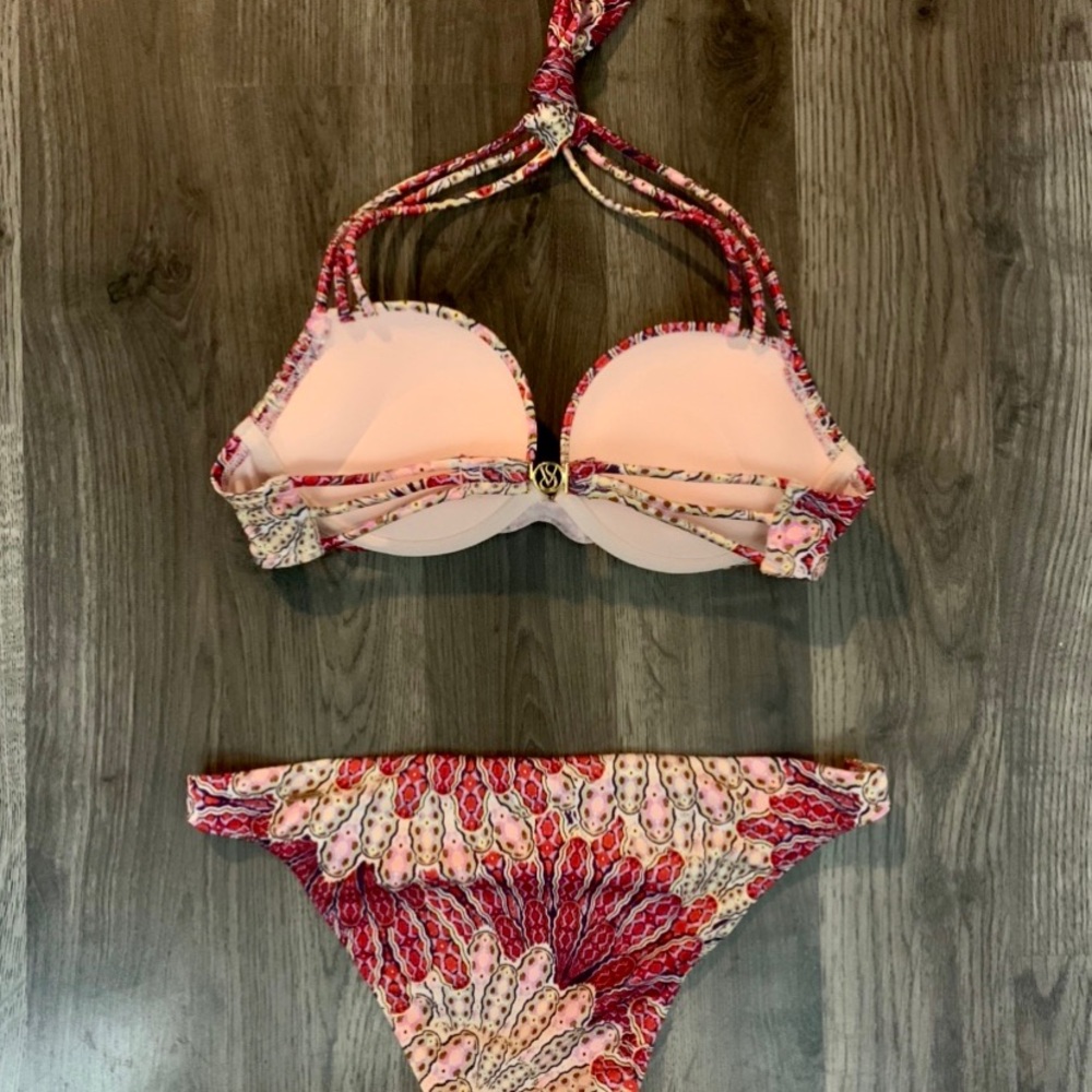 OFFERS? Victoria Secret Bombshell RARE! - Picture 3 of 4
